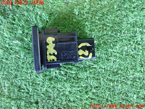 2UPJ-9233476307]アクア(AQUA)(NHP10)スイッチ2(オートハイビーム) 中古_2