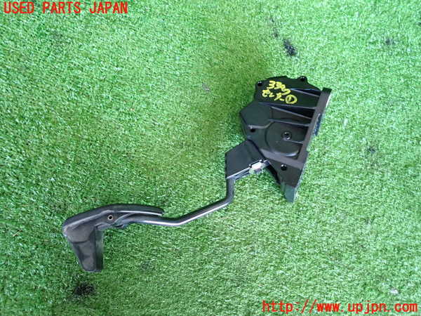 2UPJ-9233476381]アクア(AQUA)(NHP10)センサー1(アクセルペダル) 中古_2