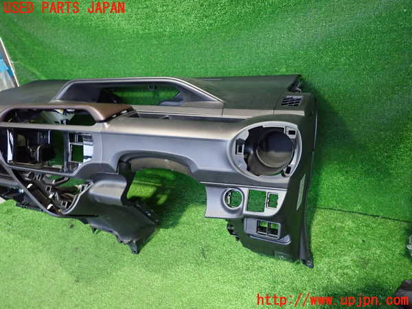 2UPJ-9233477505]アクア(AQUA)(NHP10)ダッシュボード 中古_2