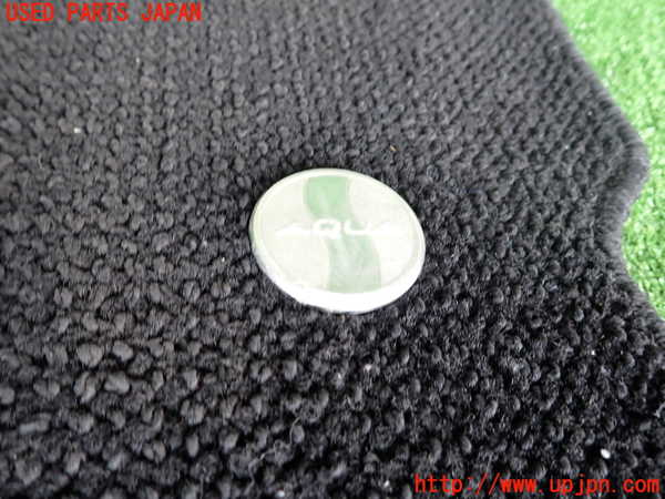 2UPJ-9233477800]アクア(AQUA)(NHP10)フロアマット 中古_2