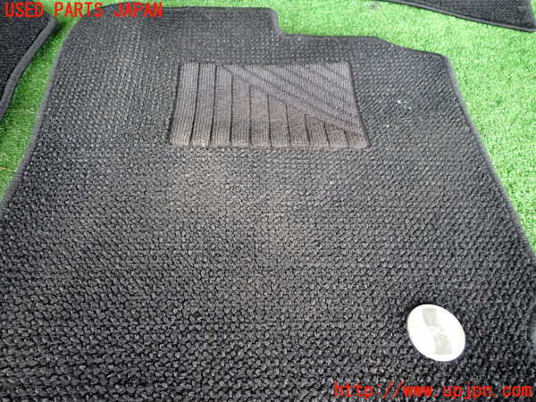 2UPJ-9233477800]アクア(AQUA)(NHP10)フロアマット 中古_3