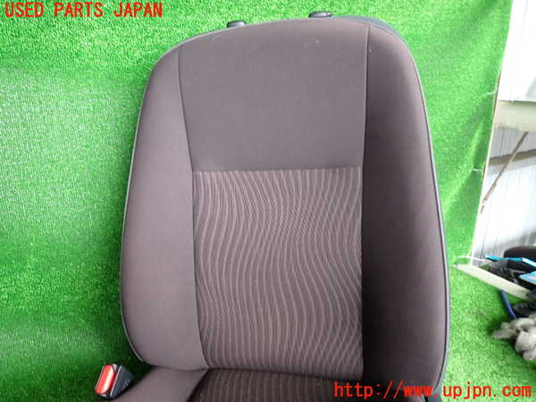 2UPJ-9233477065]アクア(AQUA)(NHP10)助手席シート 中古_3