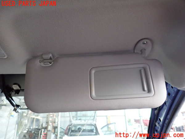 2UPJ-9233477625]アクア(AQUA)(NHP10)室内サンバイザー右側 中古_2