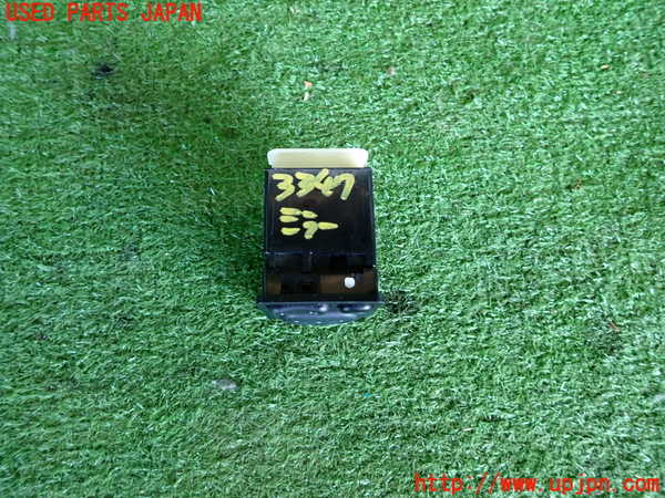 2UPJ-9233476280]アクア(AQUA)(NHP10)ミラースイッチ 中古_2