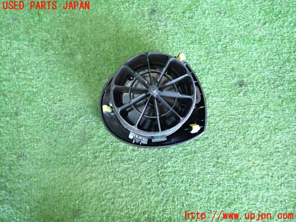 2UPJ-9233477526]アクア(AQUA)(NHP10)エアコン吹き出し口1 中古_3