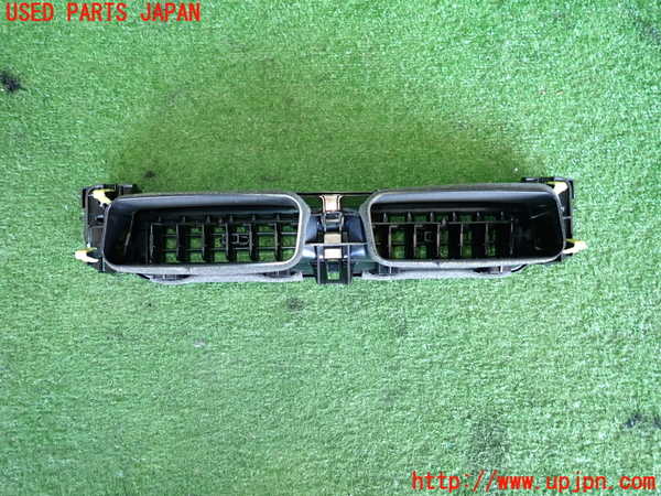 2UPJ-9233477528]アクア(AQUA)(NHP10)エアコン吹き出し口3 中古_3