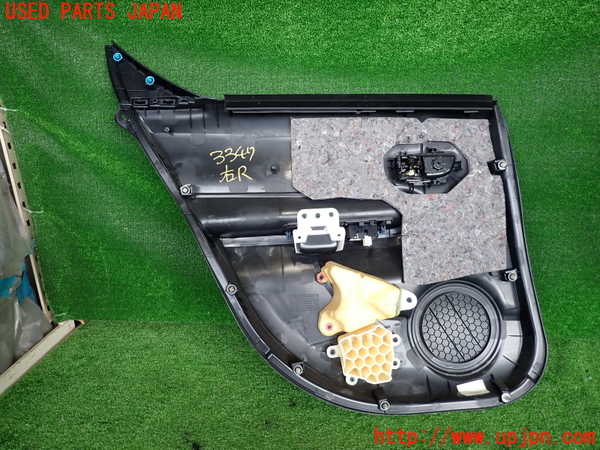 2UPJ-9233471294]アクア(AQUA)(NHP10)右後ドア内張り 中古_2