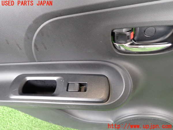 2UPJ-9233471324]アクア(AQUA)(NHP10)左後ドア内張り 中古_3