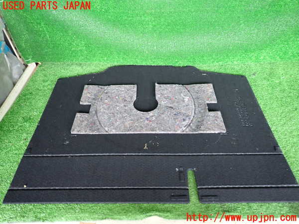 2UPJ-9233477771]アクア(AQUA)(NHP10)ラゲッジトレイ1 中古_3