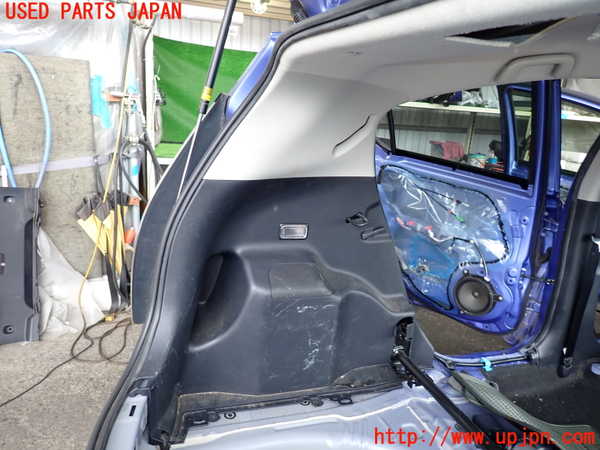 2UPJ-9233477680]アクア(AQUA)(NHP10)左リアピラートリム 中古_2