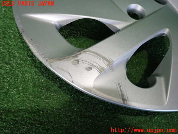 2UPJ-9233479419]アクア(AQUA)(NHP10)15インチホイールキャップ1枚④ 中古_2