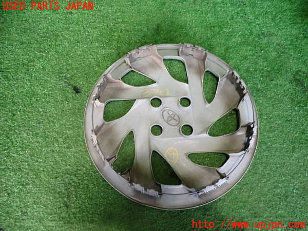 2UPJ-9233479419]アクア(AQUA)(NHP10)15インチホイールキャップ1枚④ 中古_4