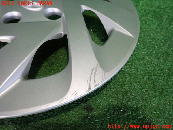 2UPJ-9233479418]アクア(AQUA)(NHP10)15インチホイールキャップ1枚③ 中古_3