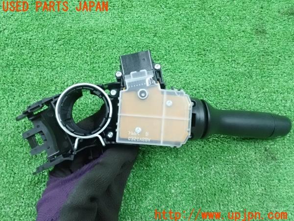 3UPJ=9233480579]アクア(NHP10)前期 純正 フォグランプ用 コンビネーションスイッチ C35HT65 ディマースイッチ中古_4