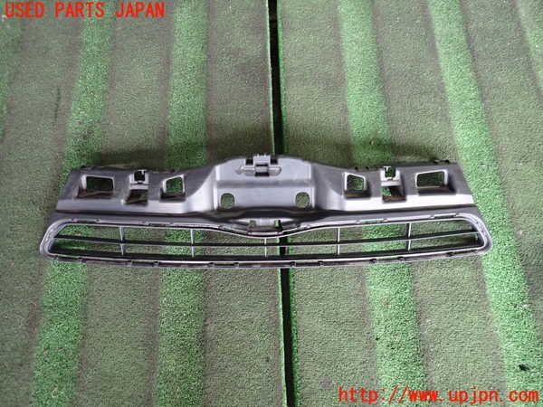 2UPJ-9233481050]アクア(AQUA)(NHP10)ラジエターグリル 中古_2