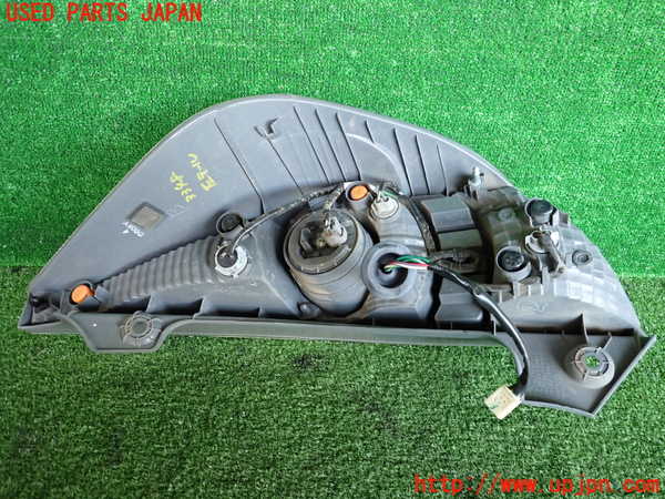2UPJ-9233481536]アクア(AQUA)(NHP10)左テールランプ 中古_3