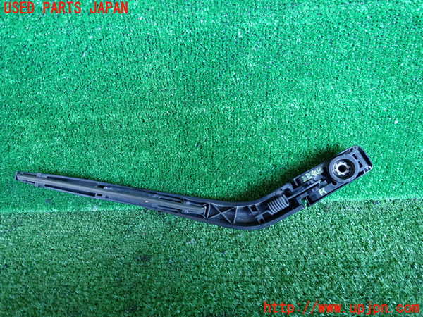 2UPJ-9233481661]アクア(AQUA)(NHP10)リアワイパーアーム1 中古_2