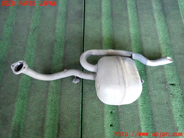 2UPJ-9233482671]アクア(AQUA)(NHP10)リアマフラー1 中古_2
