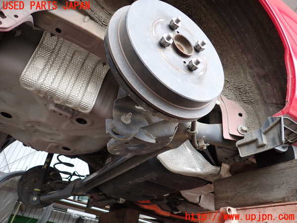 2UPJ-9233485380]アクア(AQUA)(NHP10)リアアクスルビーム 中古_2