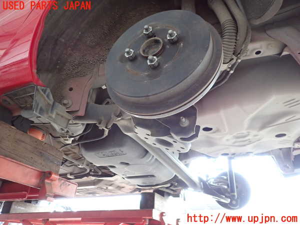 2UPJ-9233485380]アクア(AQUA)(NHP10)リアアクスルビーム 中古_4