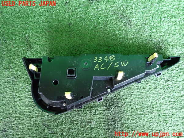 2UPJ-9233486066]アクア(AQUA)(NHP10)エアコンスイッチ1 中古_2