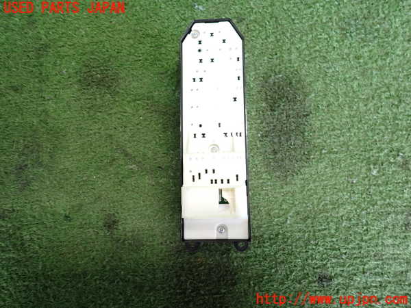 2UPJ-9233486240]アクア(AQUA)(NHP10)右前パワーウィンドウスイッチ 中古_2