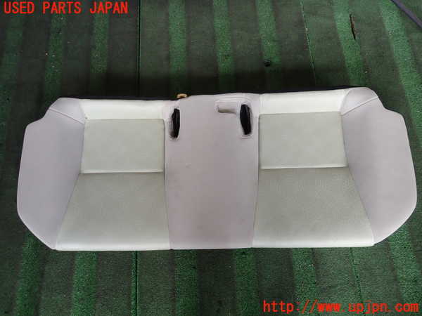 2UPJ-9233487385]アクア(AQUA)(NHP10)リアシート 中古_2