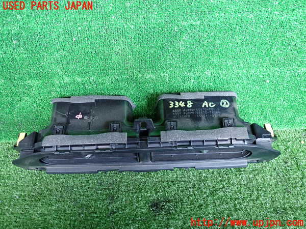 2UPJ-9233487527]アクア(AQUA)(NHP10)エアコン吹き出し口2 (真中) 中古_2