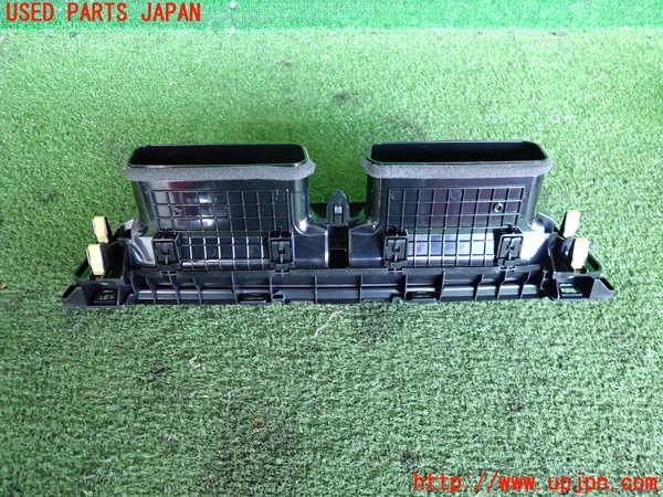 2UPJ-9233487527]アクア(AQUA)(NHP10)エアコン吹き出し口2 (真中) 中古_4