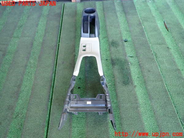 2UPJ-9233487540]アクア(AQUA)(NHP10)センターコンソール 中古_3