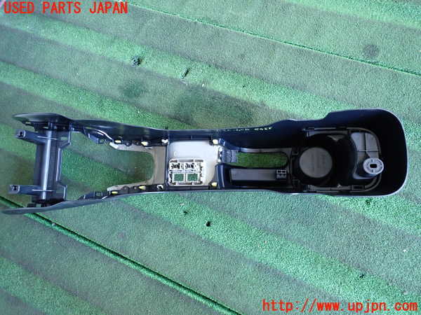 2UPJ-9233487540]アクア(AQUA)(NHP10)センターコンソール 中古_4