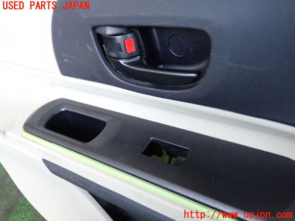 2UPJ-9233481264]アクア(AQUA)(NHP10)左前ドア内張り 中古_3