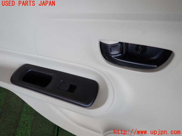 2UPJ-9233481324]アクア(AQUA)(NHP10)左後ドア内張り 中古_3