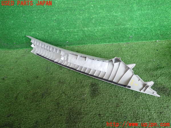 2UPJ-9233487660]アクア(AQUA)(NHP10)左フロントピラートリム 中古_2