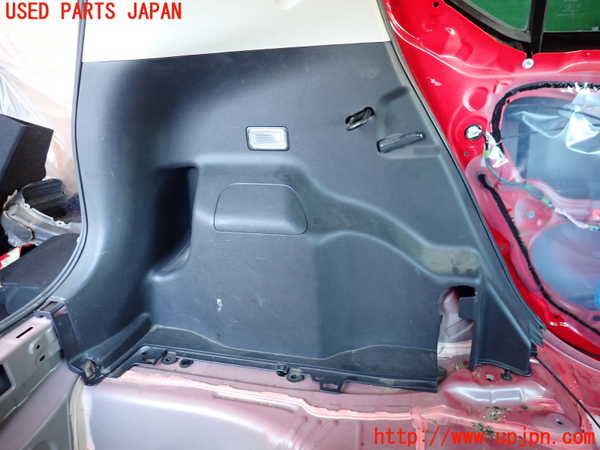 2UPJ-9233487680]アクア(AQUA)(NHP10)左リアピラートリム 中古_4