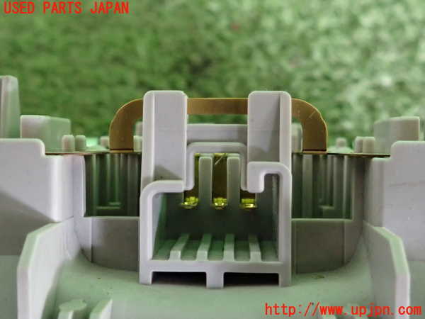 2UPJ-9233486411]アクア(AQUA)(NHP10)ルームランプ1 (真中 1列目) 中古_3