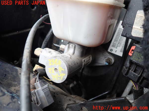 1UPJ-9233494050]ジープ・グランドチェロキー(WH47)ブレーキマスターシリンダー 中古_3