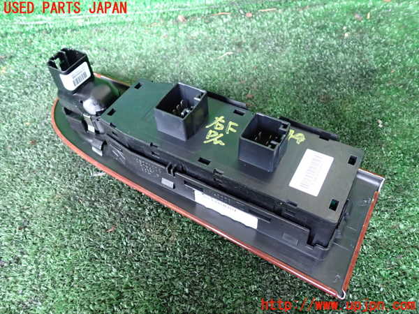 1UPJ-9233496240]ジープ・グランドチェロキー(WH47)右前パワーウィンドウスイッチ 中古_3