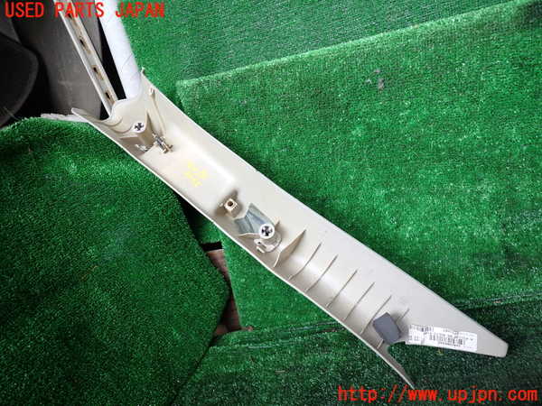 1UPJ-9233497655]ジープ・グランドチェロキー(WH47)右フロントピラートリム 中古_2