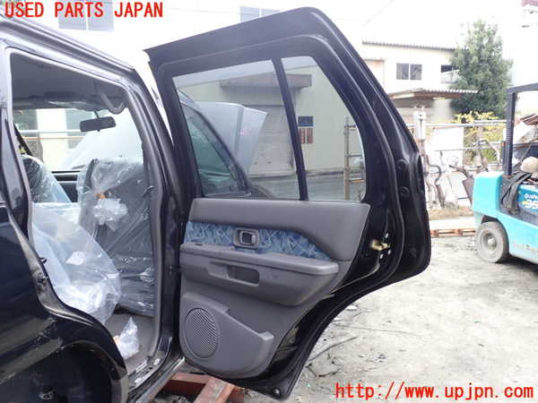 1UPJ-9233501290]テラノ(TR50)右後ドア M2L3 中古_4