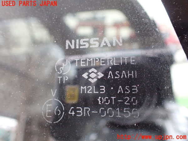 1UPJ-9233501382]テラノ(TR50)左クォーターガラス M2L3 中古_3