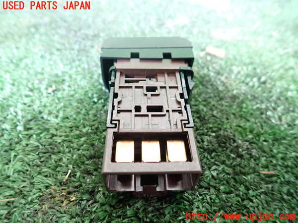 1UPJ-9233506300]テラノ(TR50)デフォッガースイッチ 中古_2