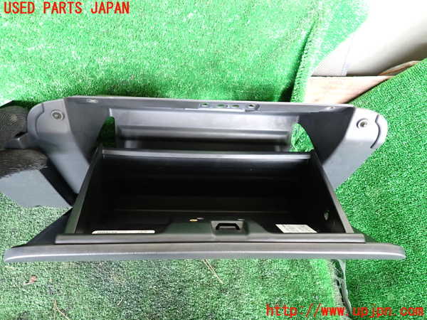 1UPJ-9233507516]テラノ(TR50)グローブボックス1 中古_2