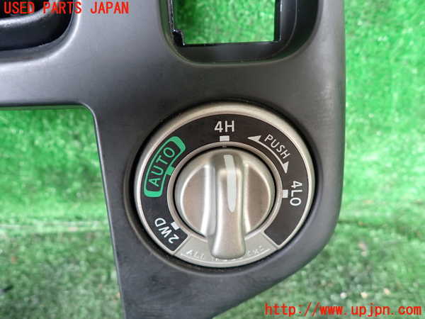 1UPJ-9233507526]テラノ(TR50)エアコン吹き出し口1 (真中) 中古_3