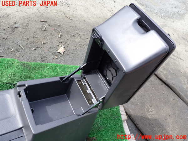 1UPJ-9233507540]テラノ(TR50)センターコンソール 中古_2