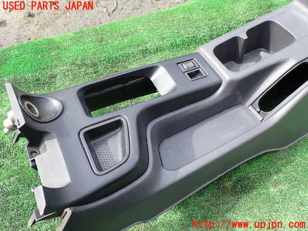 1UPJ-9233507540]テラノ(TR50)センターコンソール 中古_3