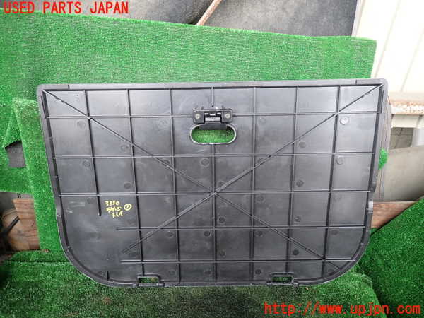 1UPJ-9233507771]テラノ(TR50)ラゲッジトレイ1 中古_2