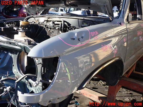 1UPJ-9233511082]ハイラックスサーフ(KZN185W)左前フェンダー 中古_2