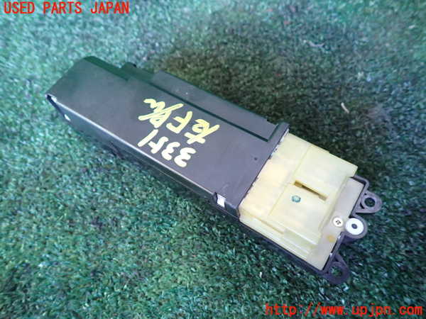 1UPJ-9233516240]ハイラックスサーフ(KZN185W)右前パワーウィンドウスイッチ 中古_2