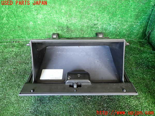 1UPJ-9233517516]ハイラックスサーフ(KZN185W)グローブボックス1 中古_3
